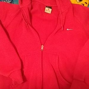 Womens pink Nike hoodie!💚